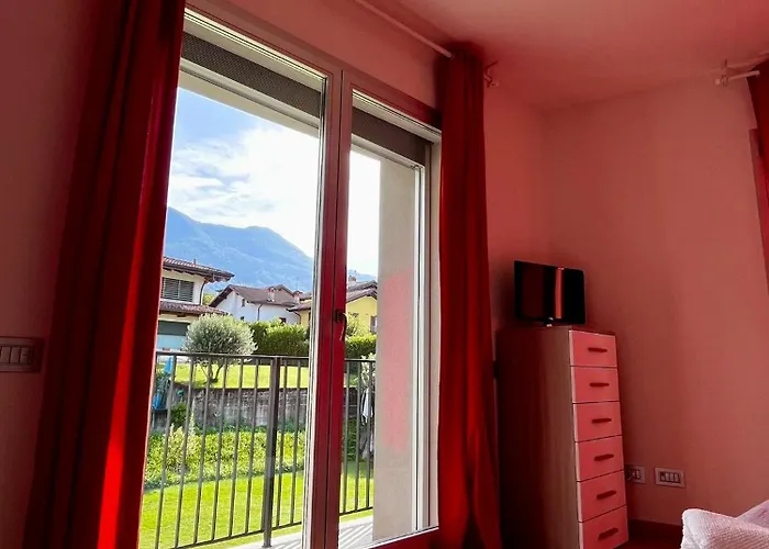 White House Lucia * コーリコ