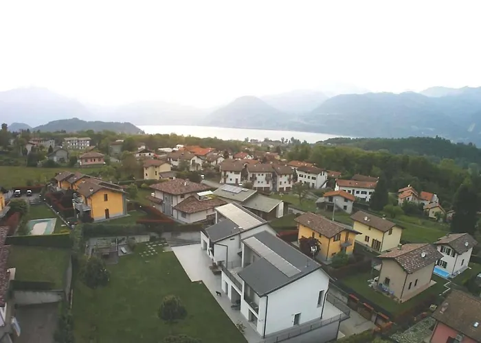 펜션 White House Lucia 콜리코